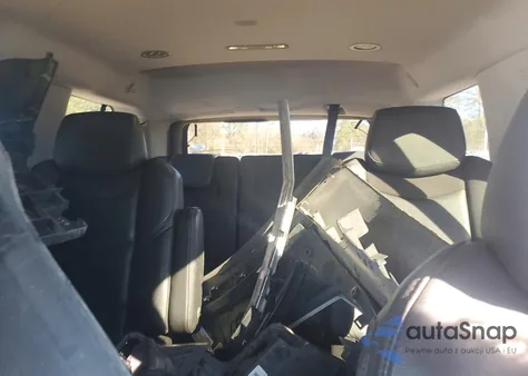 2016 Cadillac Escalade Premium z USA, uszkodzony, nr VIN 1GYS3CKJ2GR452541